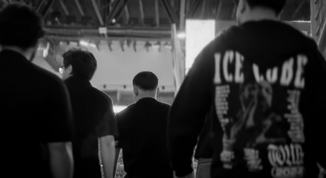 Load video: 